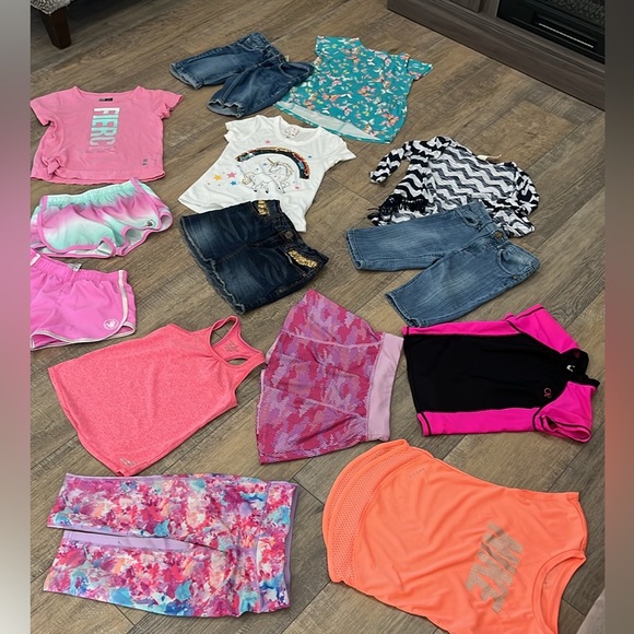 Assorted size 6/6X  Girls clothing bundle - Picture 1 of 7